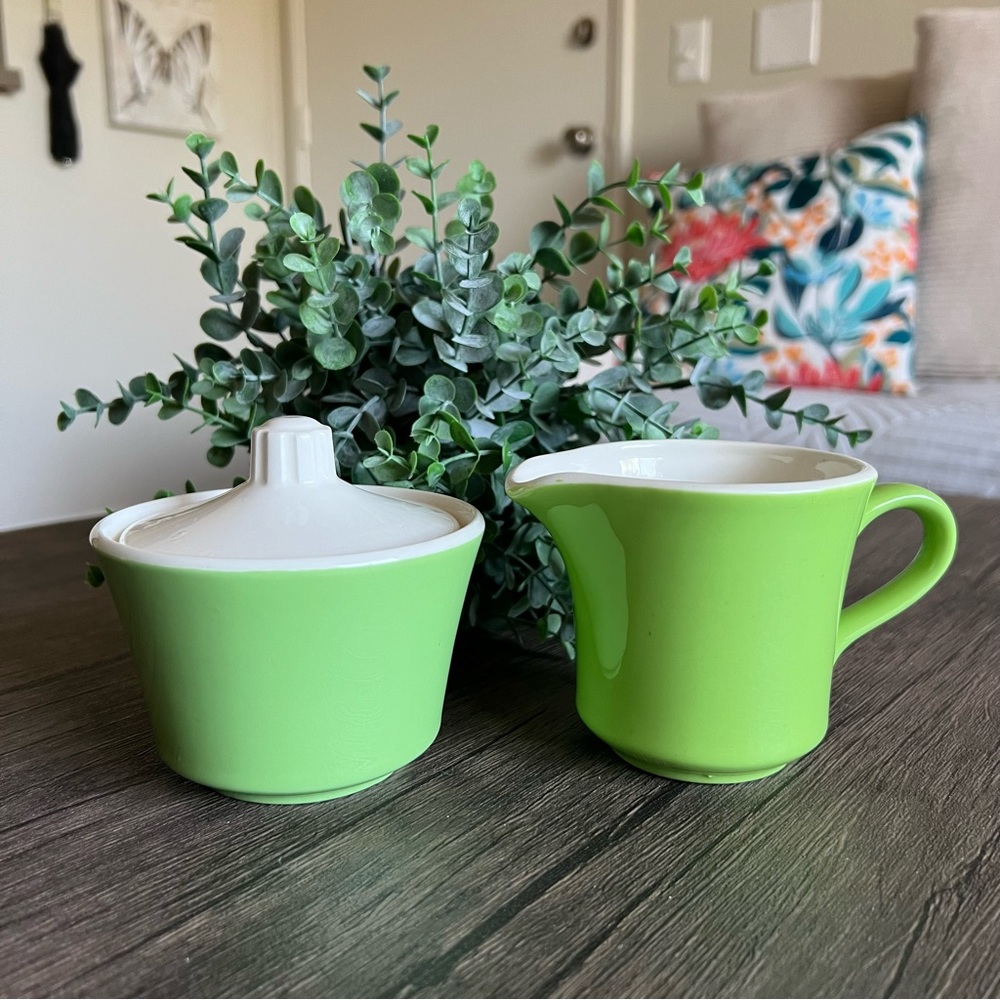 California Retro USA Pottery Creamer & Sugar Set